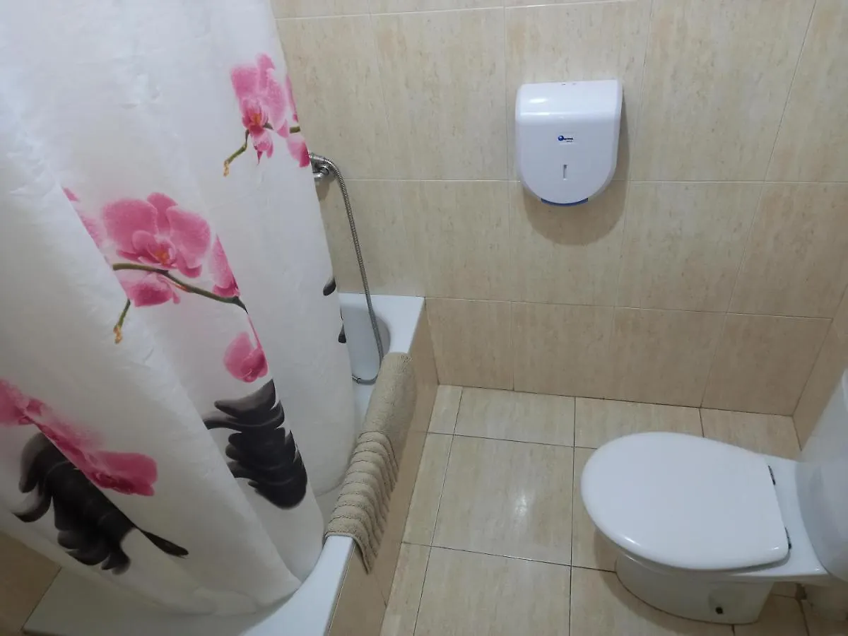 Hostal Muntaner Barcelona 2*,  Spain
