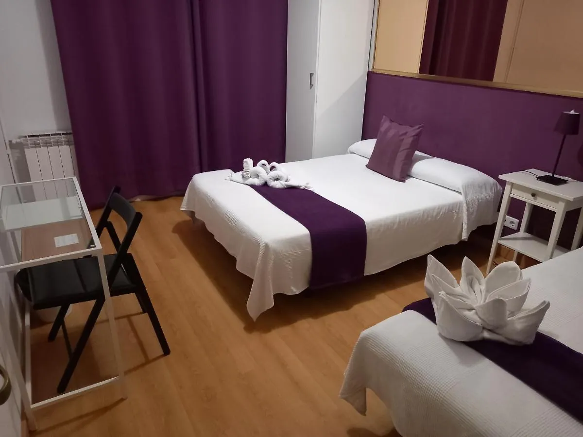 Hostal Muntaner Barcelona Guest house